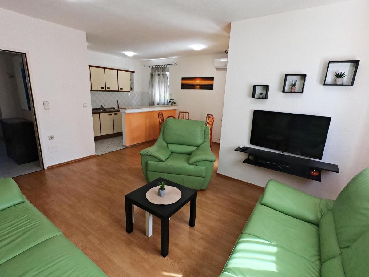 מדולין Villa Antonia מראה חיצוני תמונה