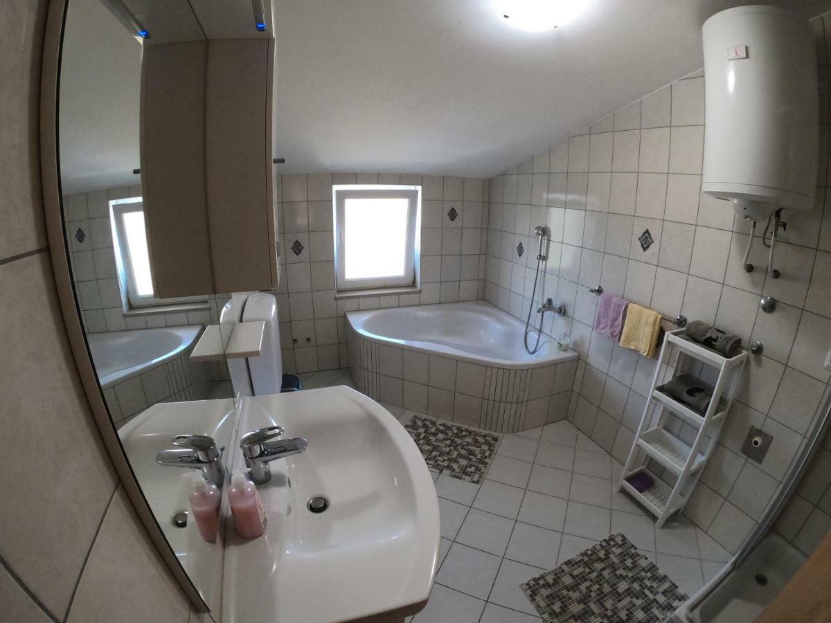 מדולין Villa Antonia מראה חיצוני תמונה